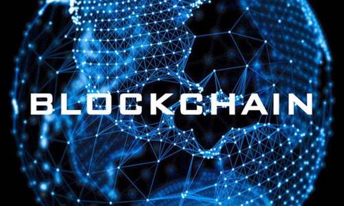 **从TP钱包提取USDT到个人银行账户的详细步骤指南/**  
*guanjianci*TP钱包, USDT提取, 数字货币, 银行账户/*guanjianci*

引言
在当今数字货币盛行的时代，越来越多的人开始接触和使用各种虚拟货币，其中USDT（泰达币）因其与美元的稳定挂钩而受到广泛欢迎。然而，对于许多新手用户而言，如何从TP钱包提取USDT到自己的银行账户却可能是一项挑战。本文将为您提供一步一步的详细指南，帮助您安全顺利地完成这一交易过程。

理解TP钱包
在深入提取步骤之前，首先要了解TP钱包的基本功能。TP钱包是一款支持多种加密货币的钱包应用，特别是对以太坊和ERC-20代币（如USDT）的支持相当完善。TP钱包不仅提供了存储和交易数字资产的功能，还具有用户友好的界面和较高的安全性，适合各种层次的用户。

步骤一：准备工作
在进行USDT提取之前，需要确保以下几点：
ul
    listrong确认钱包余额：/strong打开TP钱包，登录您的账户，确认您的USDT余额是否足够进行提取。/li
    listrong添加银行账户信息：/strong确保您在钱包内已添加了正确的银行账户信息，以便进行提现操作。/li
    listrong了解手续费：/strong知晓提现时可能产生的手续费，确保在预算范围内进行操作。/li
/ul

步骤二：选择提取选项
在TP钱包首页，寻找“提取”或“提现”选项。这个选项通常在“资产管理”或“交易管理”模块中。如果您找不到，可以尝试通过搜索功能查找。

步骤三：输入提取金额
点击“提取”后，您将被要求输入希望提现的USDT金额。在这个过程中，请务必仔细确认金额，以避免输入错误。

步骤四：选择提现方式
TP钱包通常提供多种提现方式，您可以选择如下选项：
ul
    listrong银行转账：/strong将您的USDT转换为当地货币，并直接转入您的银行账户。/li
    listrong第三方交易所：/strong通过将USDT提取到支持USDT的交易所，然后在交易所进行兑付。/li
/ul
选择您最方便的提现方式，接着进行下一步。

步骤五：确认银行信息及手续费
在此步骤中，您需要确认之前填写的银行信息是否正确，同时仔细阅读手续费条款，明确所需的手续费金额。确保所有信息无误后，点击“确认”或“继续”。

步骤六：安全验证
为了保护用户的资金安全，TP钱包在进行提现时会要求进行身份验证。这可能包括输入您的密码、手机验证码或其他身份验证方式。根据提示完成这些操作。

步骤七：等待处理
提交请求后，您需要耐心等待处理。通常，提现请求会在几个小时内完成，但在高峰期可能会延长，请保持耐心，检查您的银行账户以确认资金是否到账。

步骤八：问题解决
如果您发现提现未成功或出现错误，首先检查您的账户状态和输入的信息。如果仍有疑问，可以联系TP钱包的客服支持，提供您的请求编号，以便他们尽快为您解决问题。

总结
通过以上步骤，您应该能顺利地将USDT从TP钱包提取到银行账户。虽然整个过程看似复杂，但只要您仔细阅读每一步的说明，并仔细确认信息，就能高效且安全地完成交易。在数字货币的世界里，保持敏锐的判断力和对安全的关注是至关重要的。在未来，随着数字货币市场的发展，期待您能够更自信地进行交易与投资。

附加建议
在进行USDT提取或者其他数字货币交易时，您可能会碰到一些常见的陷阱和误区。在此，给您一些小贴士：
ul
    listrong避免在信号不佳的环境中交易：/strong网络连接不稳定可能导致交易信息传输错误。/li
    listrong定期备份钱包信息：/strong存储钱包的助记词和私钥，并确保它们的安全。/li
    listrong保持软件更新：/strong定期更新TP钱包以获得最新的安全补丁和功能改进。/li
/ul

希望这些信息能帮助您在数字货币世界中更加游刃有余，不断探索新的机遇！